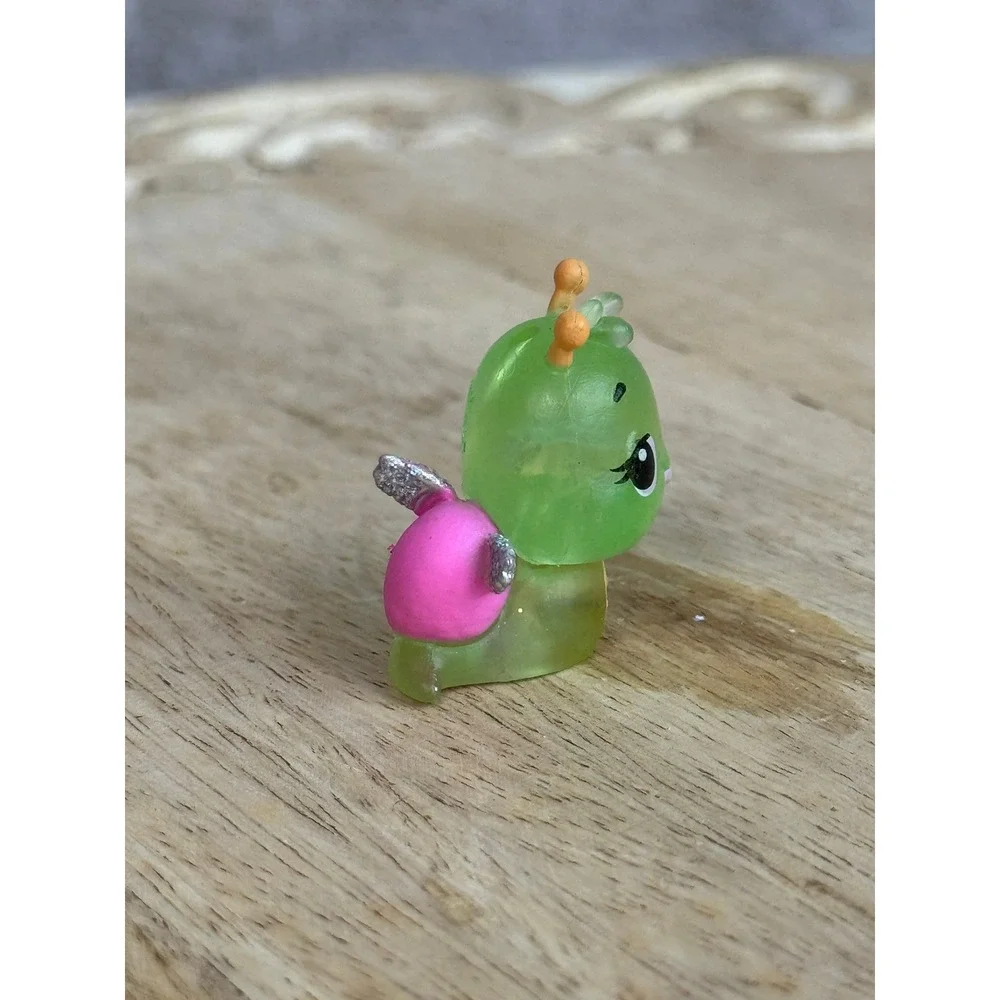 Hatchimals CollEGGtibles Snail‎ Glitter Shell Toy Kids Collectible 80621ASV